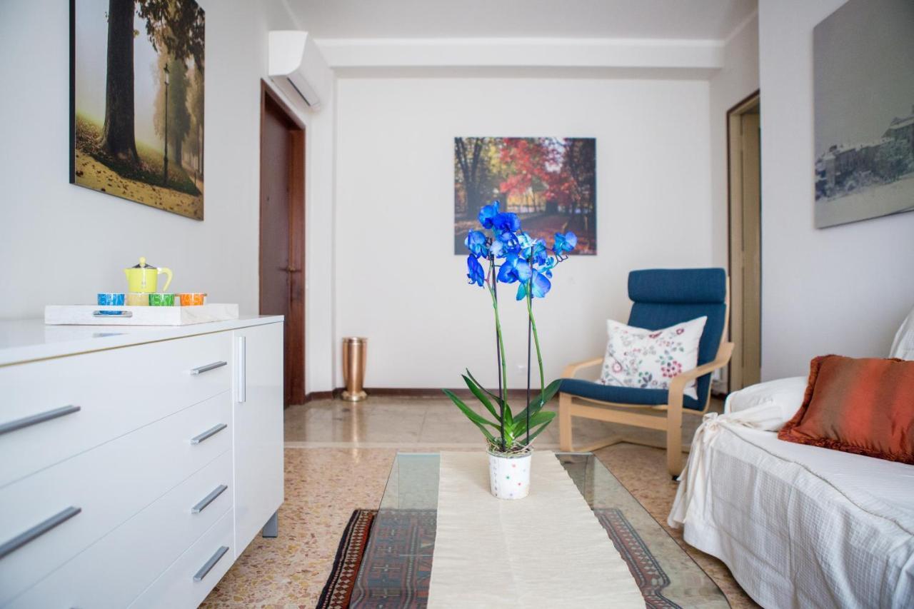 Parma A Due Passi Dal Duomo Apartment Zewnętrze zdjęcie
